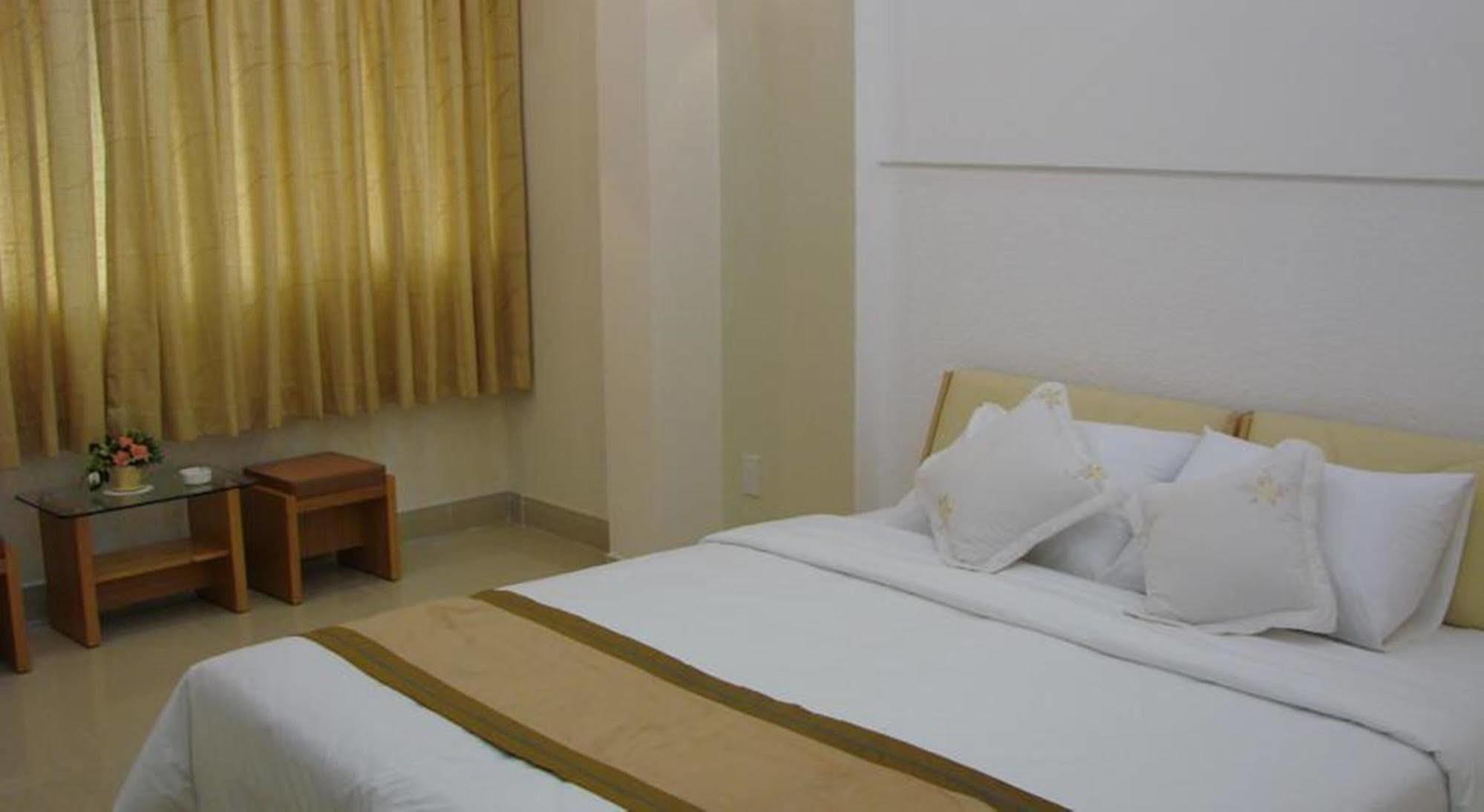 Cat Huy Hotel Хошимін Екстер'єр фото